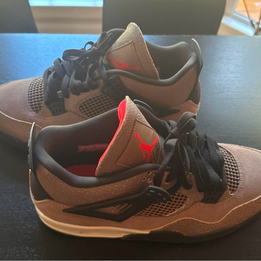 Jordan 4 Taupe haze, size 12 men’s